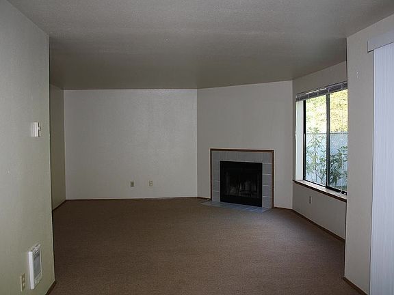 2nd image of 20828 32nd Ln S APT A