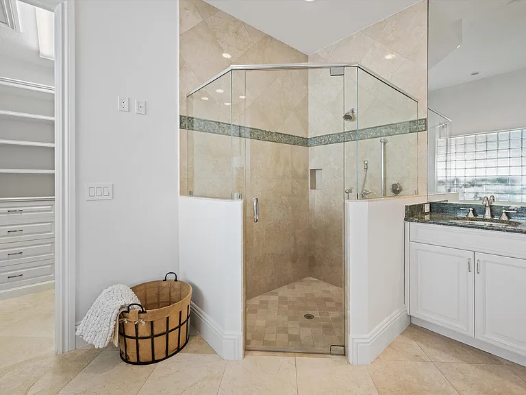 12200 Sunnydale Dr — Photo 27