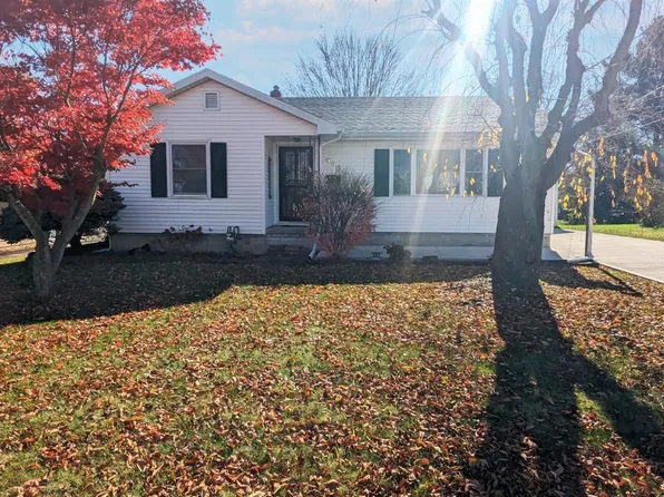 901 Bush St, Fremont, OH 43420