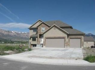 2768 N 2525 W, Farr West, UT 84404