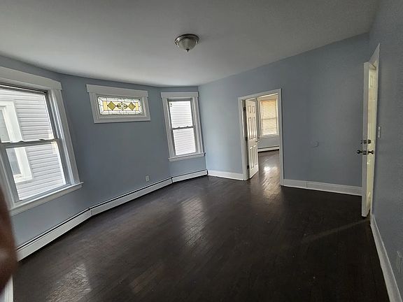 2nd image of 68 Sanford St #5C