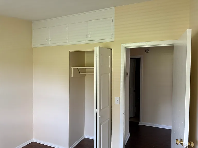 1606 Post Rd S — Photo 11