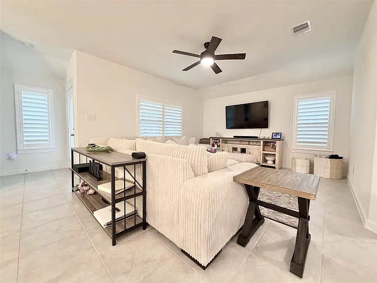4724 Peony Green Dr — Photo 21