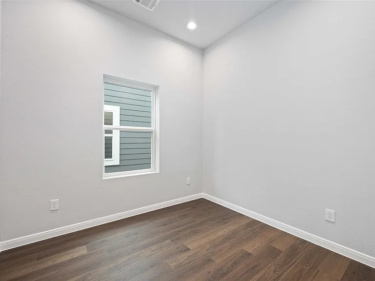 18831 Luminescent Ln — Photo 25