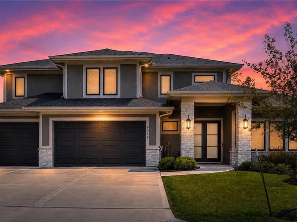 9311 W 168th Ter, Overland Park, KS 66085