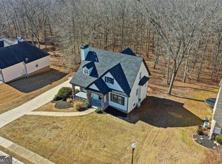 5975 Windsorcreek Dr, Douglasville, GA 30135