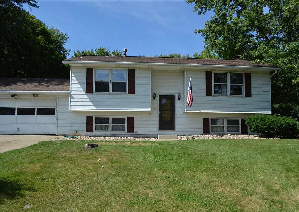 1st image of 18375 Brewster Dr