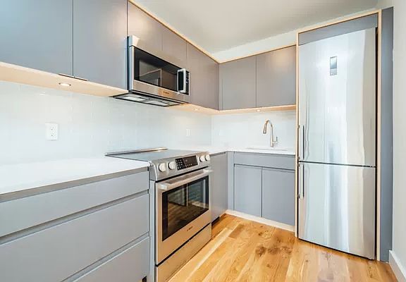 3rd image of 111 Clarkson Ave #4F
