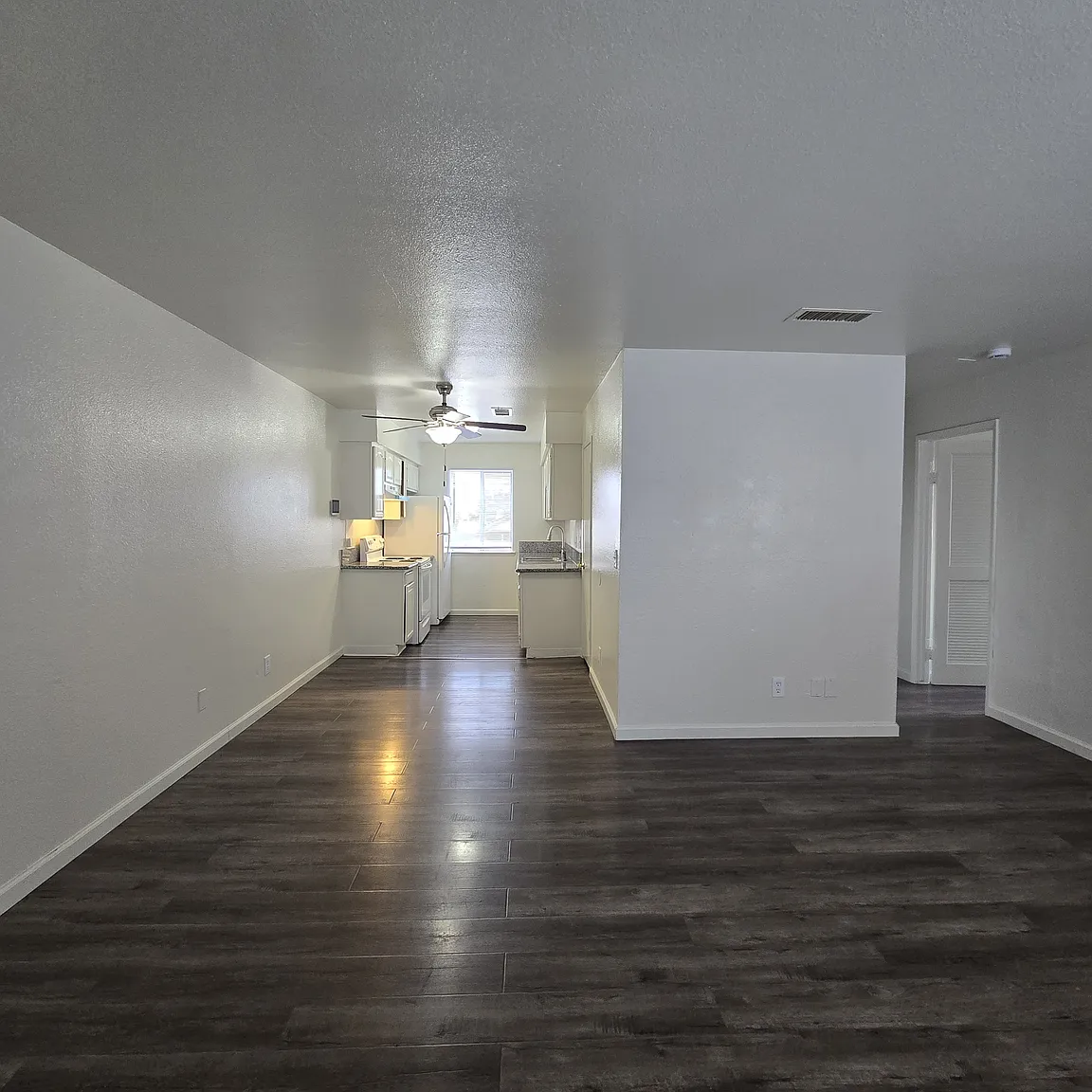 1140 N 8th St APT 203 photo 1
