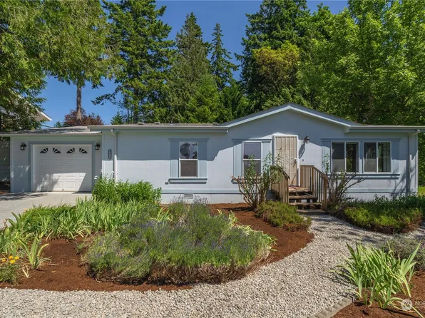 9826 Whitecap Drive NW, Olympia, WA 98502
