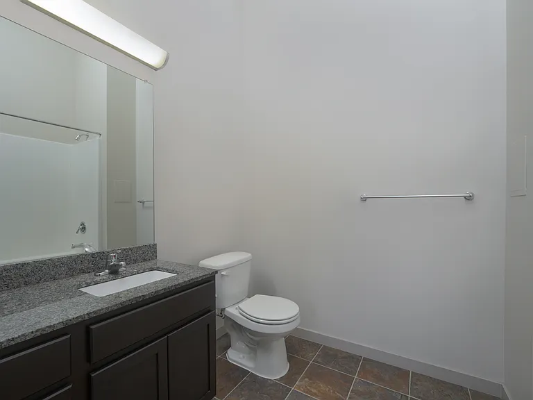 The 401 Lofts — Photo 48