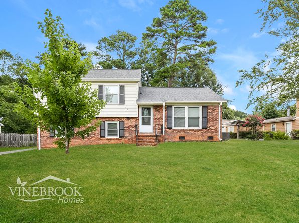 212 Seven Oaks Ln