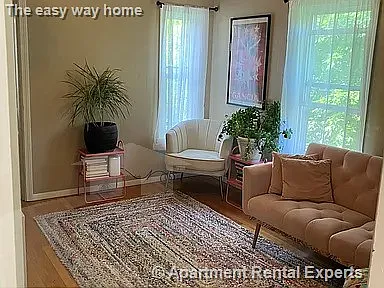 4 bed, 1300 sqft, $3,550 — Photo 4