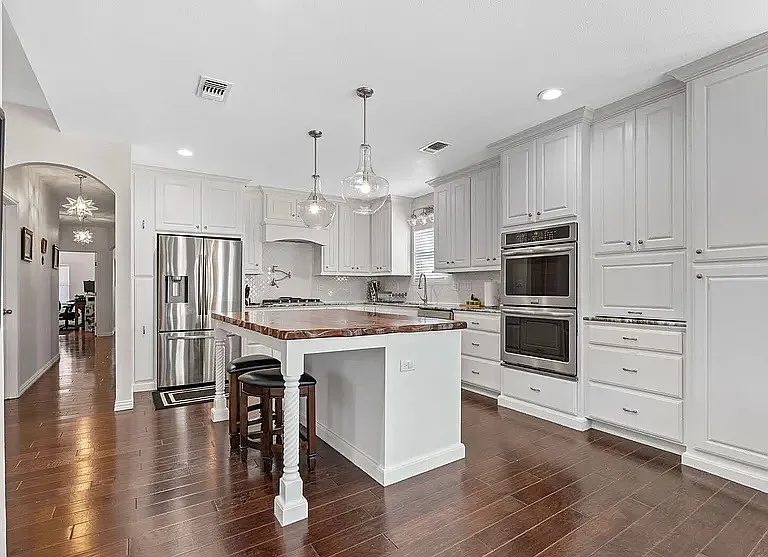 309 E Mistletoe Ave — Photo 5