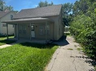 409 N 13th St, Independence, KS 67301