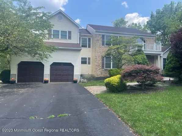 15 Darlington Drive, Manalapan, NJ 07726