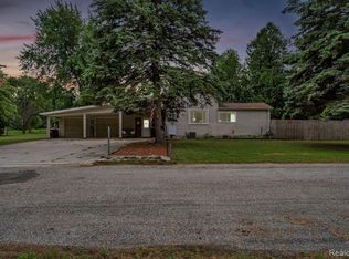620 E Hillcrest St, Alma, MI 48801