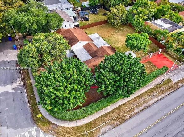 435 SW 33rd Ave, Miami, FL 33135