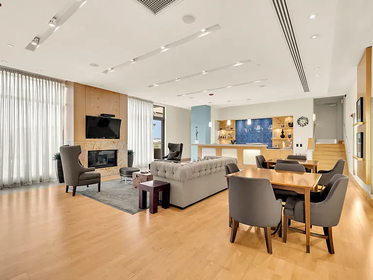 475 K St NW #1123 — Photo 35