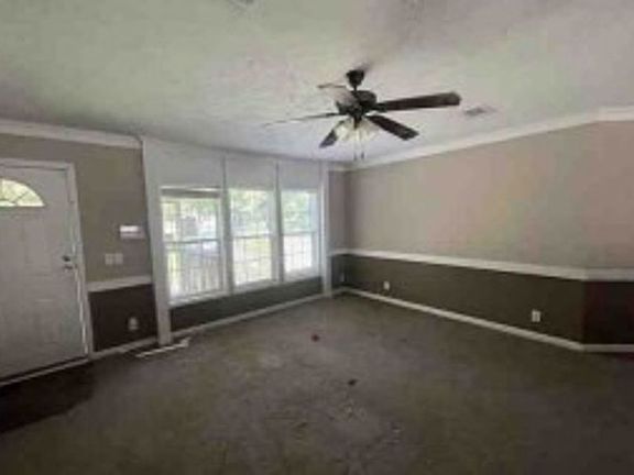 2nd image of 1305 Oak Grove Rd