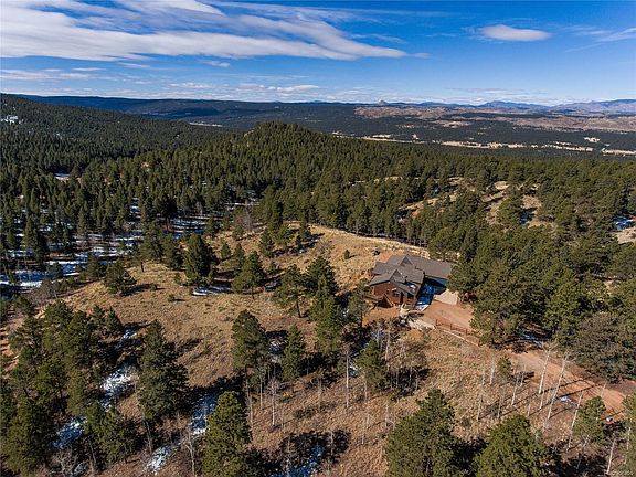 4th image of 280 Douglas Fir Dr