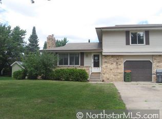3823 115th Ave NW, Coon Rapids, MN 55433