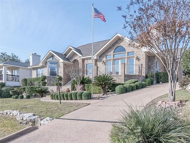 1st image of 104 Top O The Lake Dr