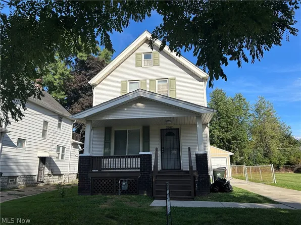3961 E 53rd St, Newburgh Heights, OH 44105