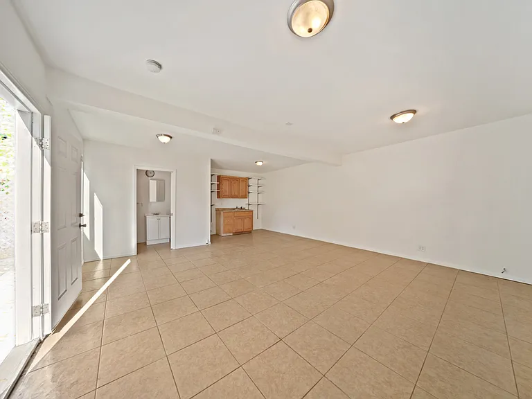 4203 Sunset Dr — Photo 21