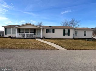 267 Runaway Rd, Abbottstown, PA 17301