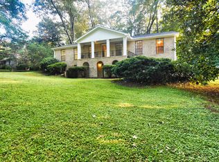 1315 Crescent Cir SW, Lilburn, GA 30047