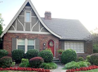 1037 Centralia Ct, Clarksville, IN 47129