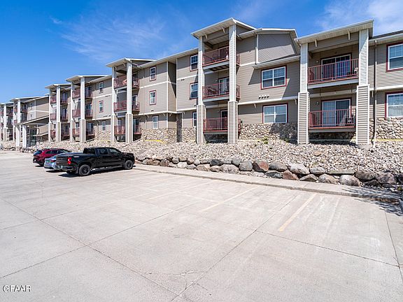 3rd image of 4600 Washington Ave S #120
