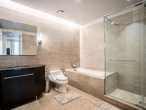 5th image of 401 N Wabash Ave Unit 67c