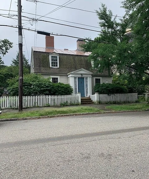 26 Dearborn St — Photo 12