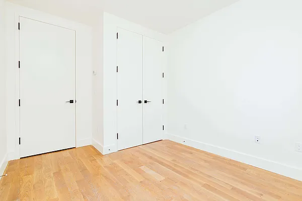 Rented by Nooklyn NYC LLC | media 50