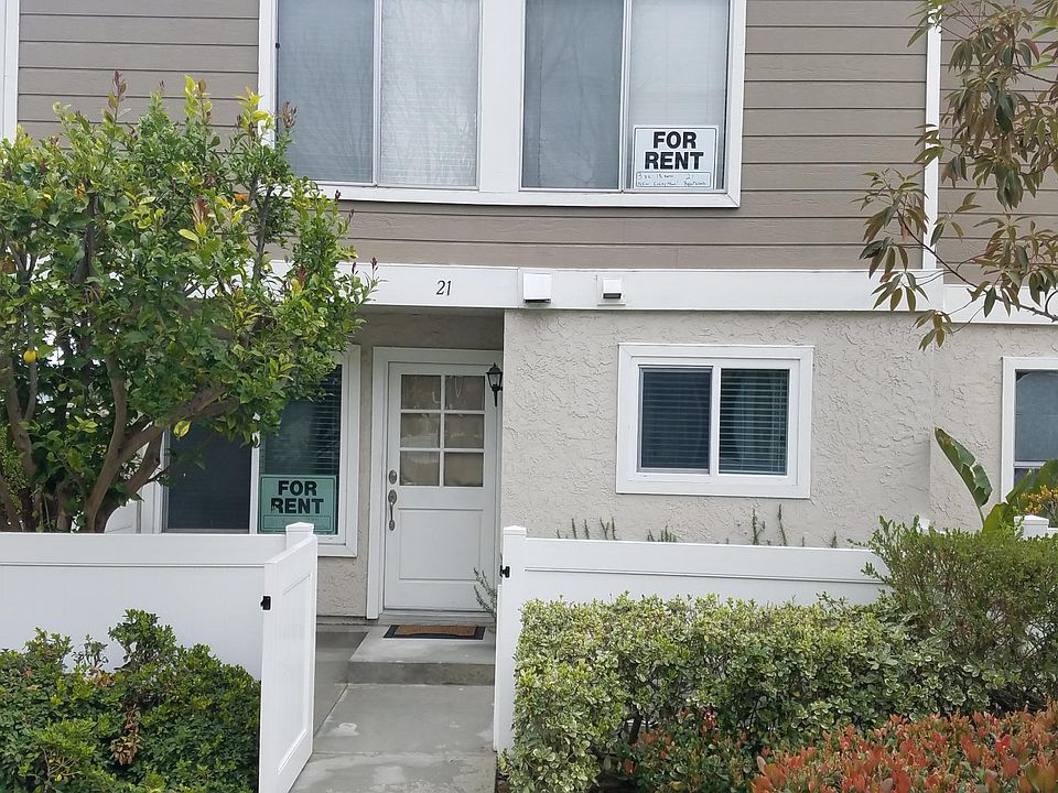 1st image of 21 Bentwood Ln