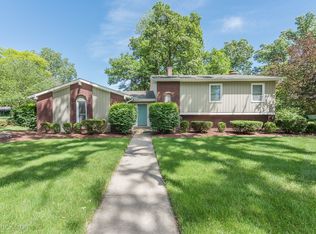 3549 Saratoga Ave, Downers Grove, IL 60515