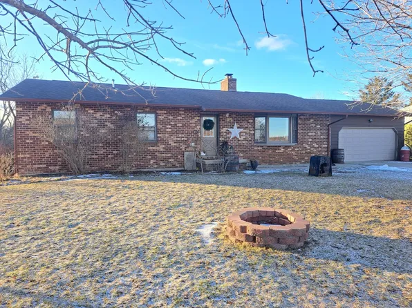 496 W Maple Rd, Farwell, MI 48622