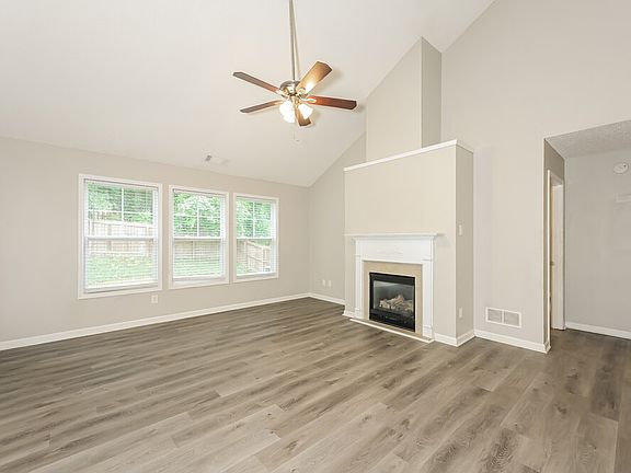 5th image of 3815 Pine Village Pl