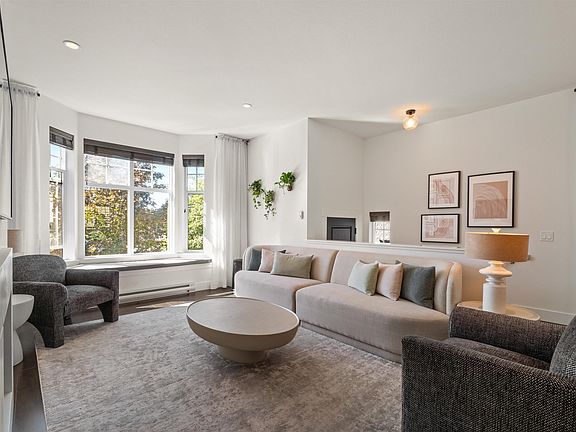 3rd image of 3439 Roxton Ave #1