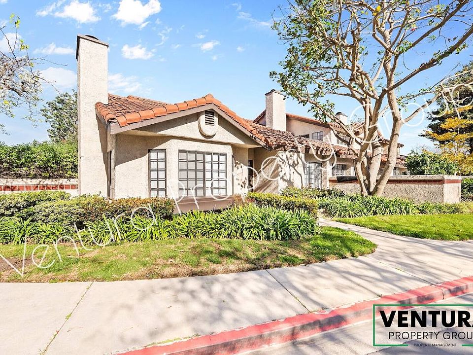 1st image of 403 Las Palomas Dr