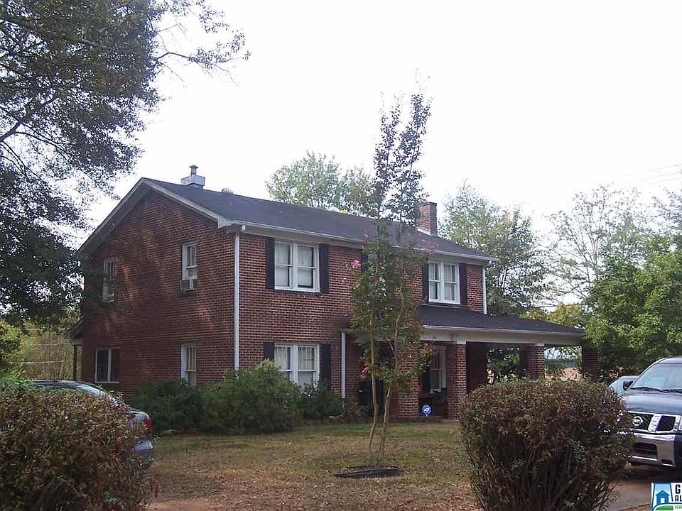 2nd image of 100 Kenilworth Rd