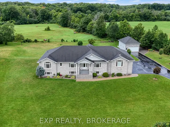 3081 Latimer Rd, South Frontenac, ON K0H 1X0