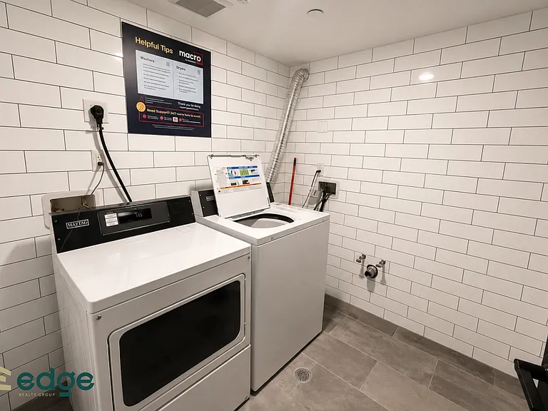 1416 Saint Marks Ave #1B — Photo 7