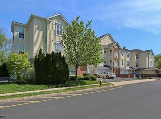2302 Neville Ct, Somerset, NJ