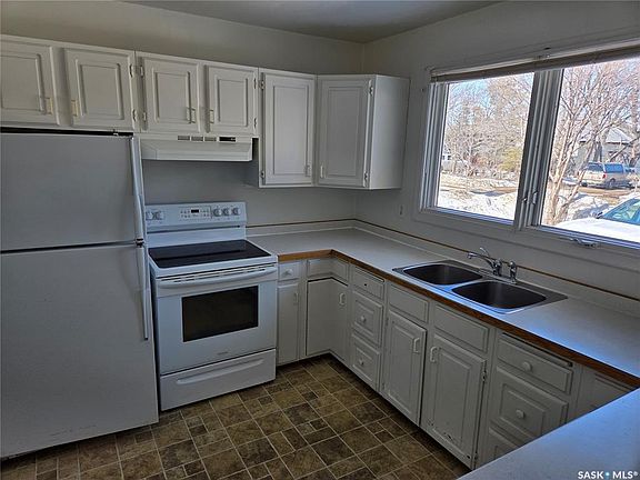 4th image of 718 98th AVENUE