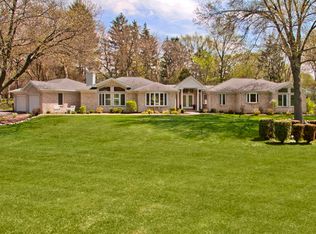 480 Cumnock Rd, Inverness, IL 60067