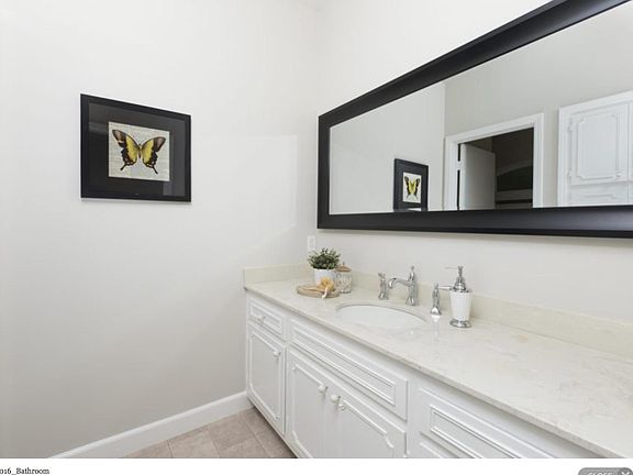 4th image of 383 Eucalyptus Ave