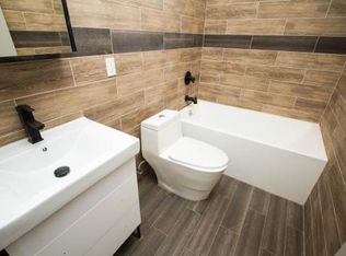 5923 71st St #2R, Maspeth, NY 11378
